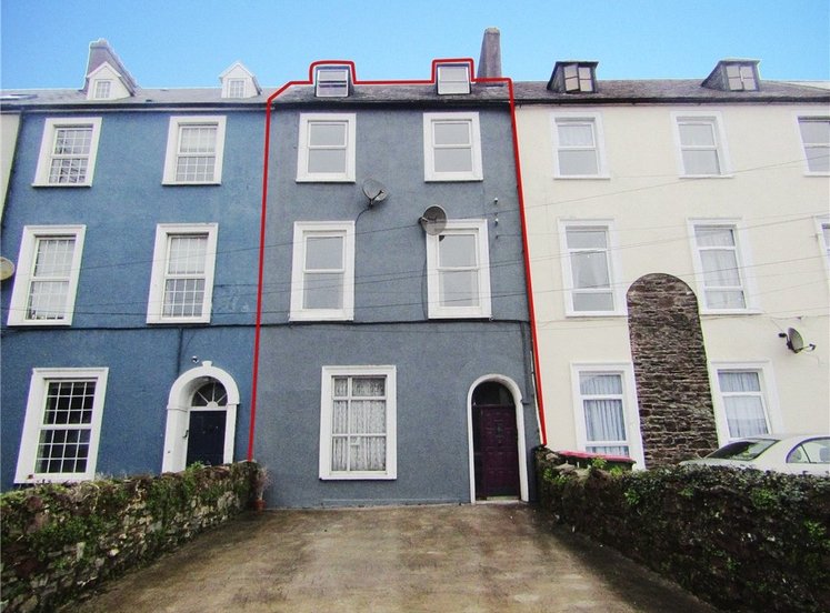 Number Forty Eight is a luxurious BB that offers accommodation fit for a victorian styled house is located within walking distance to Cork city centre, Number Forty Eight - Cork - Ireland