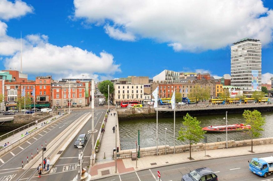 8 Burgh Quay, Dublin 2, D02 X778 Sold | Lisney