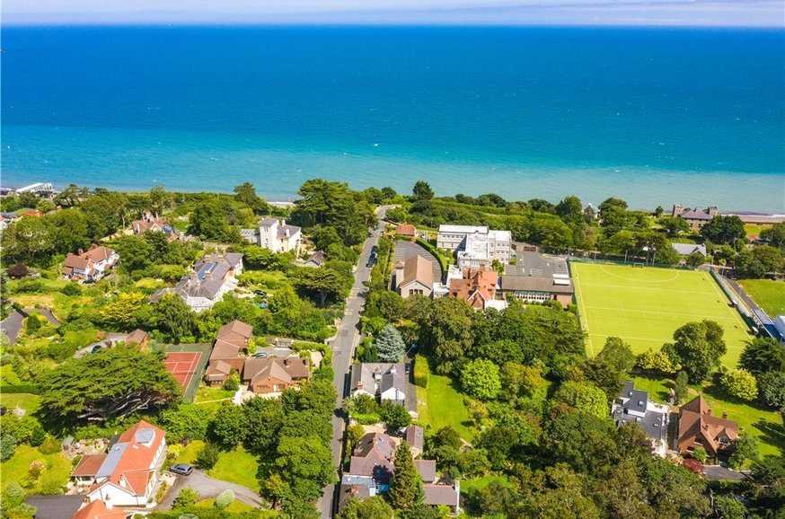 Kilmuire, Military Road, Killiney, Co. Dublin. A96 PC03 sold | Lisney